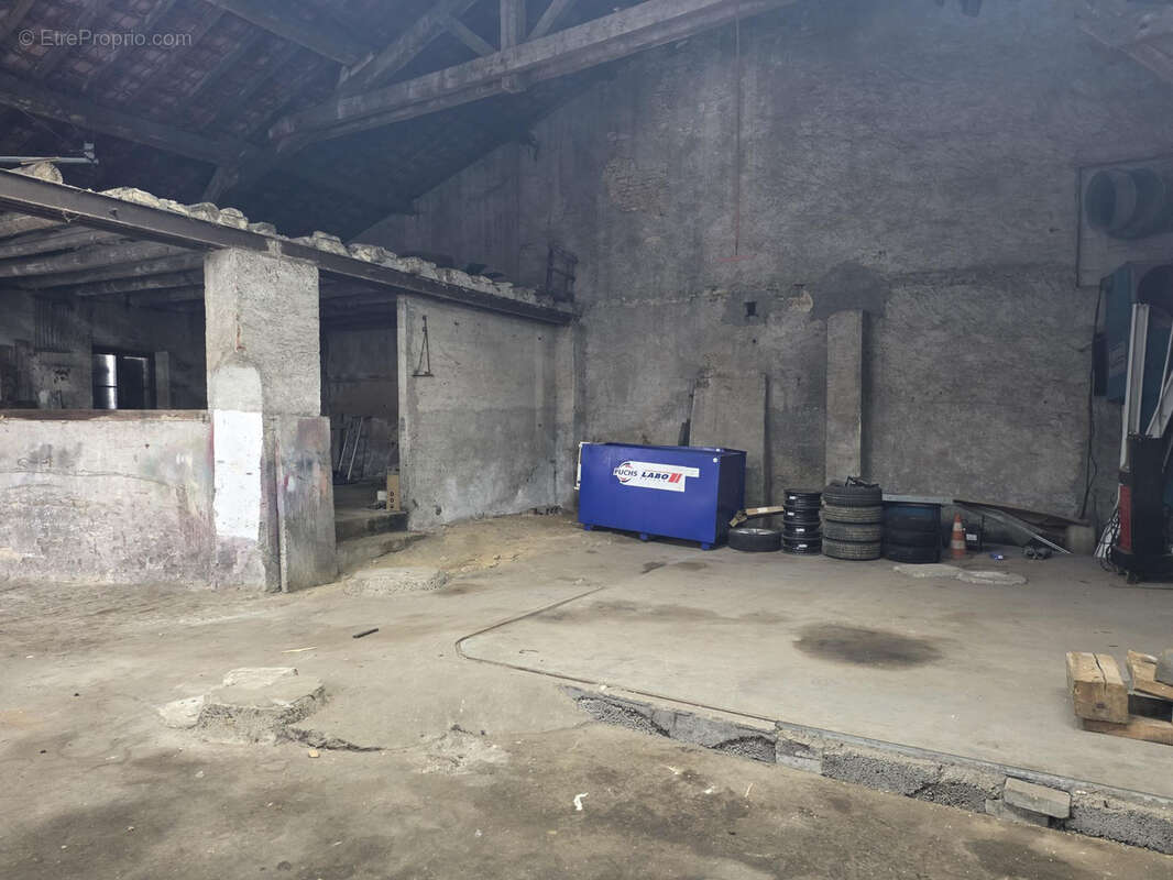 Appartement à THIAUCOURT-REGNIEVILLE