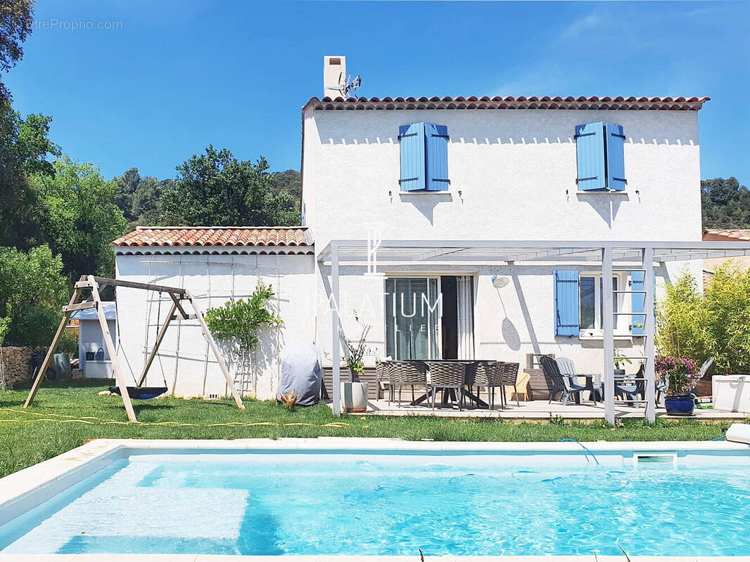 Maison à GREOUX-LES-BAINS