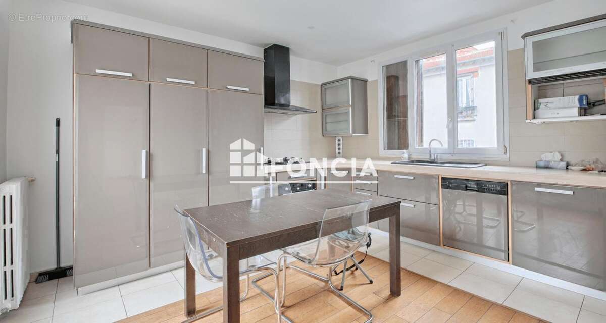Maison à VITRY-SUR-SEINE