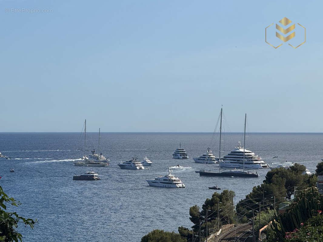Appartement à ROQUEBRUNE-CAP-MARTIN