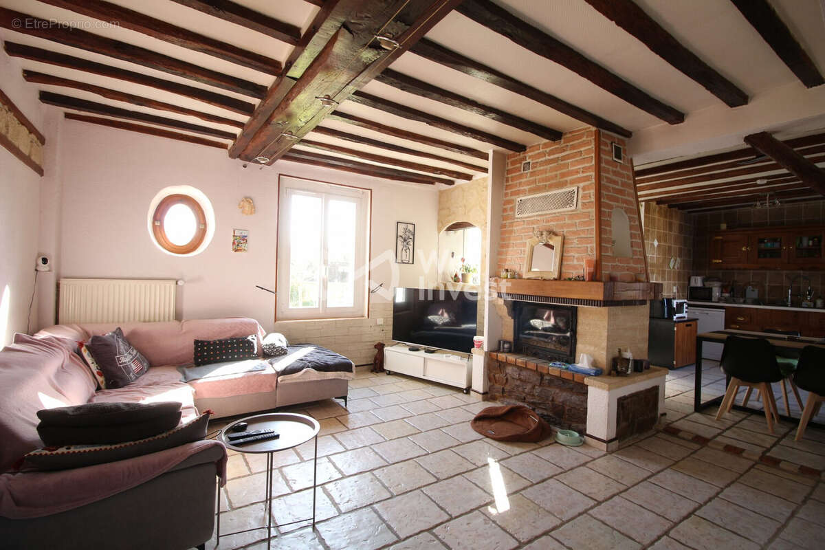 II - Maison à COULOMMIERS
