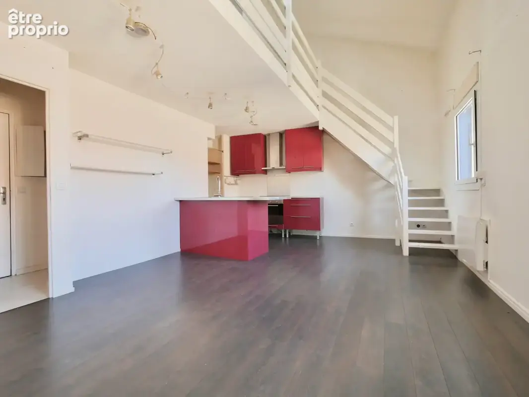 Toulouse, Coeur Croix de Pierre, T2 Duplex en dernier étage au calme - photo 2