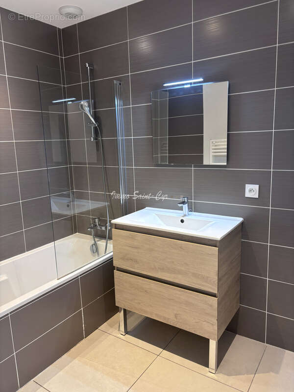 Appartement à SAINT-CYR-AU-MONT-D'OR