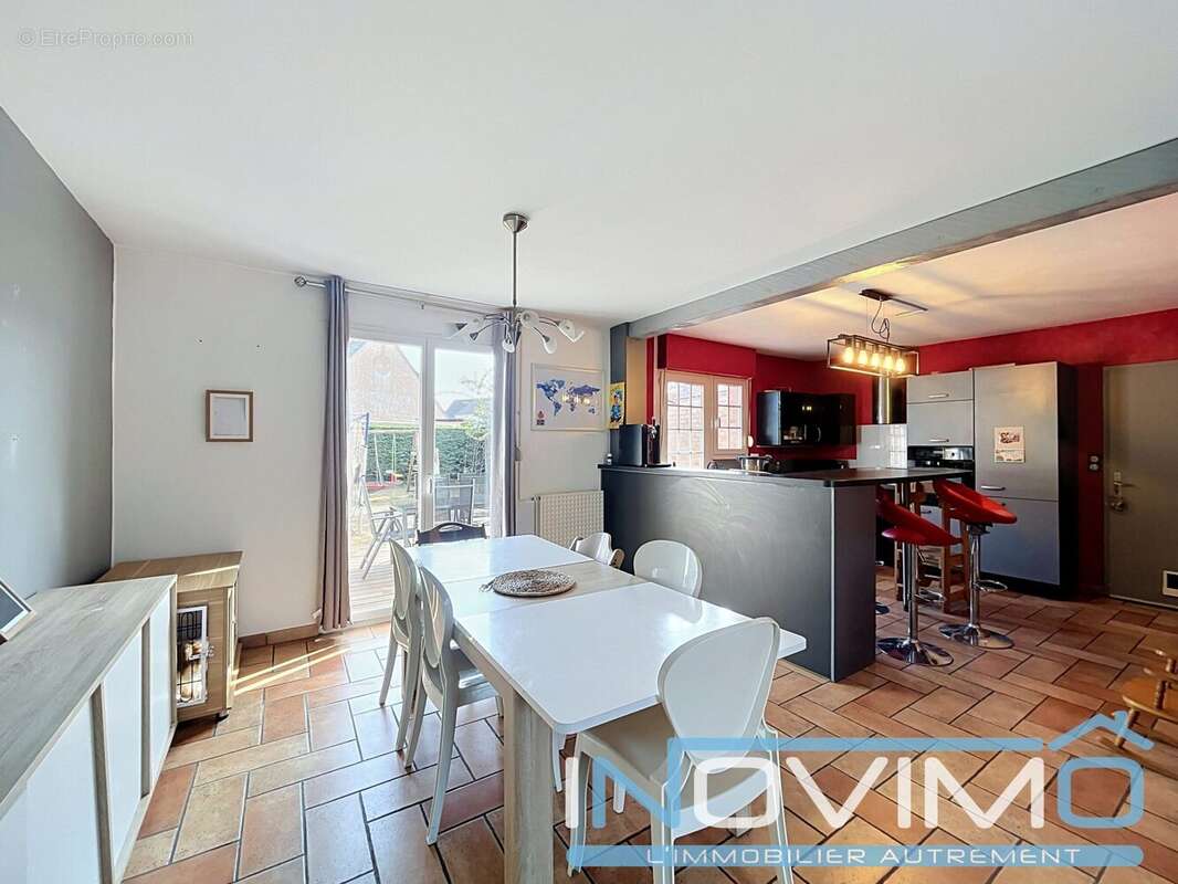 Maison 102 m² à Cappelle-La-Grande  - photo 4