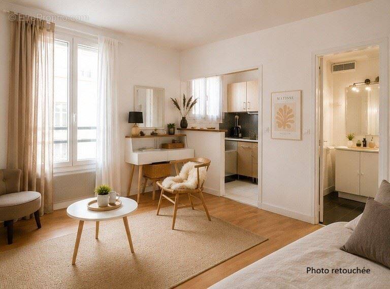 Appartement à PARIS-18E