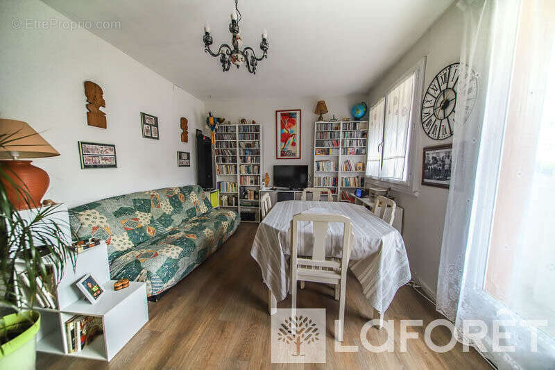 **appartement type 3 + cave - embrun - 3 pièces - photo 3