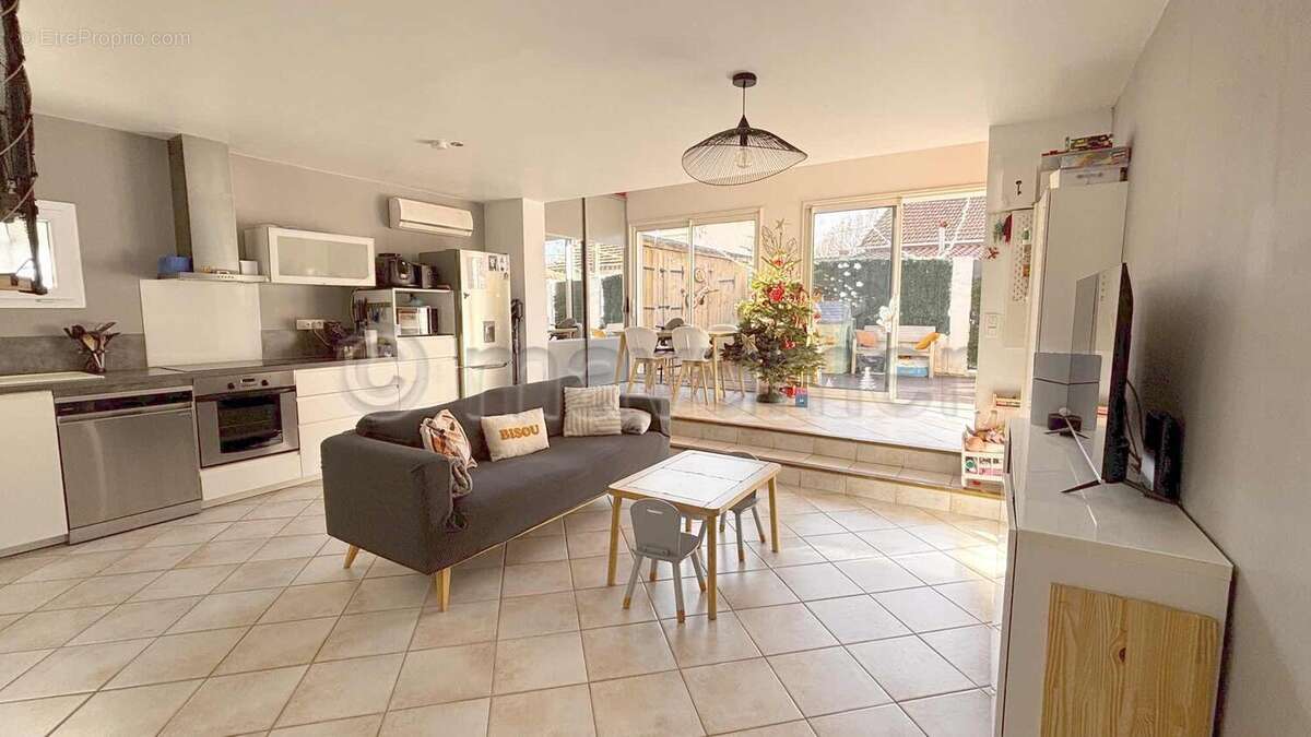 Maison mitoyenne Plan de Cuques n°16 - Maison à PLAN-DE-CUQUES