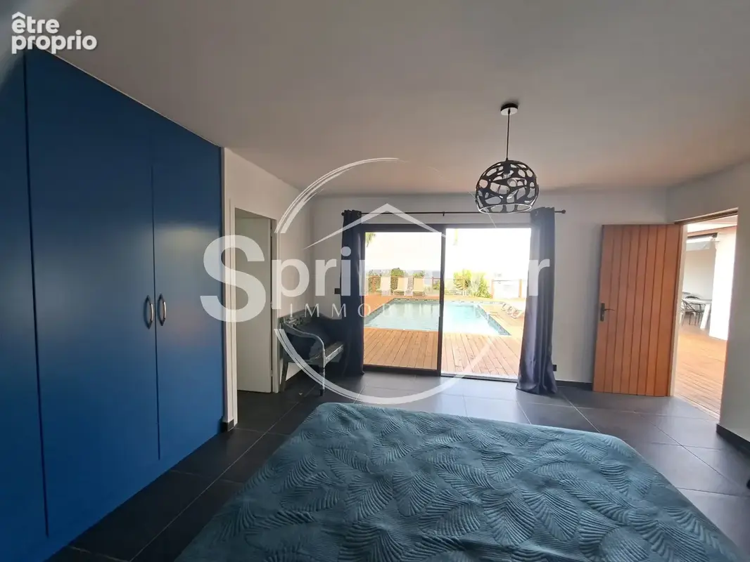 Deshaies   villa creole renovee avec piscine et acces direct a une crique - photo 12