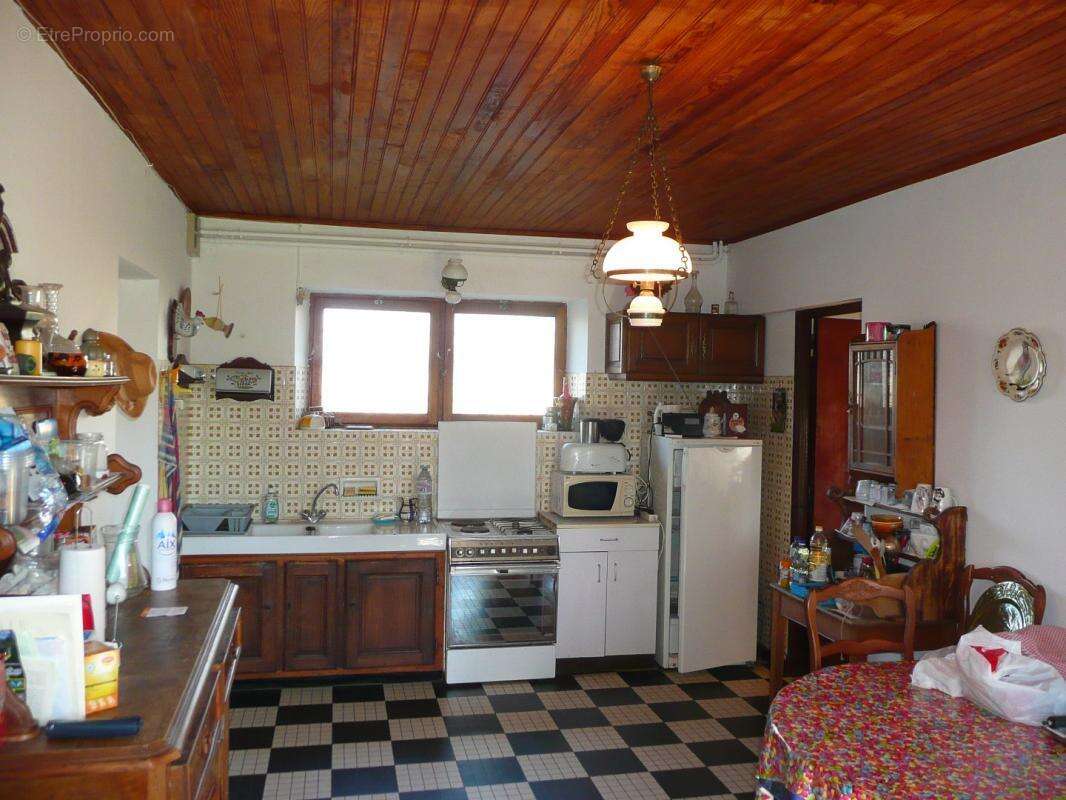 Maison à MONTSALES