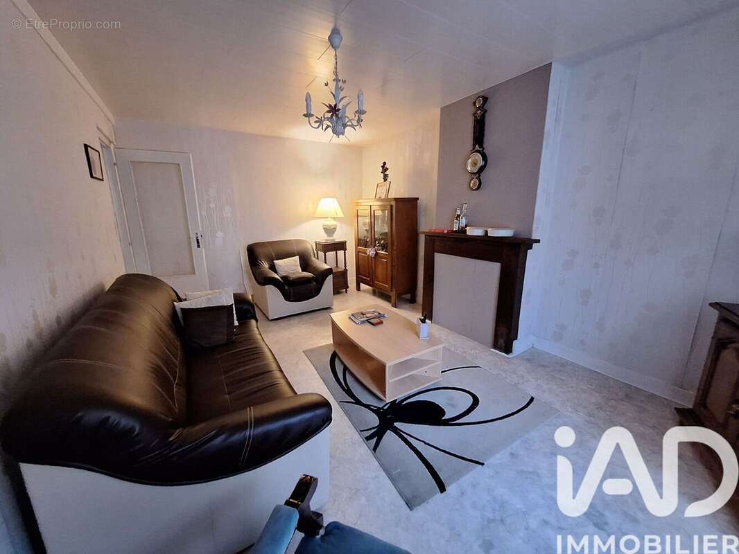 Photo 7 - Maison à VOUZIERS