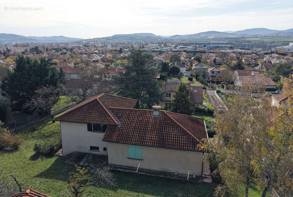 Maison à COURNON-D'AUVERGNE