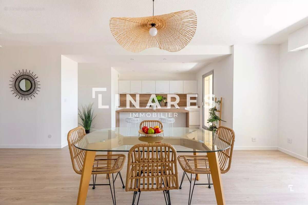 LE BRUNET - Appartement T3 de 91m2 - Terrasse - Parking - Cave - 13100 - photo 10
