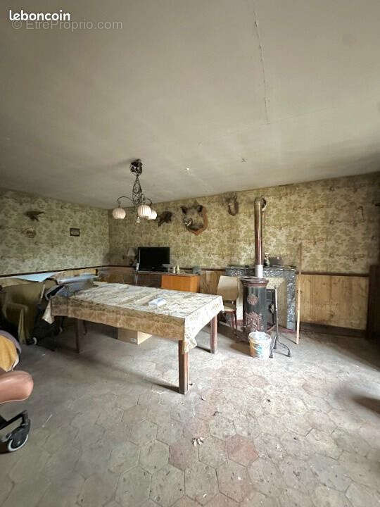 Maison à FLINS-NEUVE-EGLISE