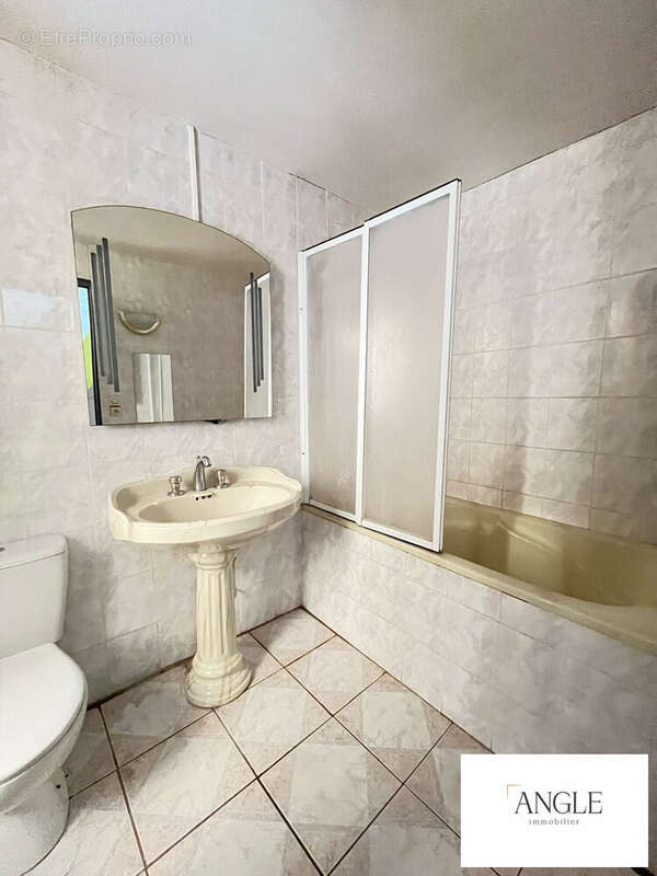 Maison à FRESNAY-SUR-SARTHE