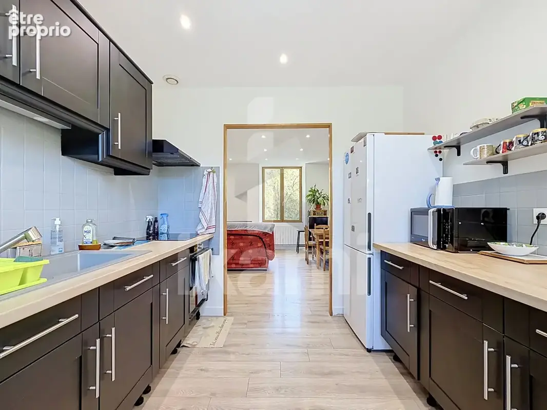 Appartement T3 Spécial investisseur - Tullins - - photo 2