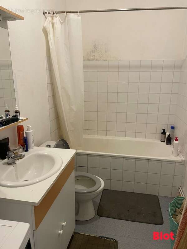 Appartement à FOUGERES