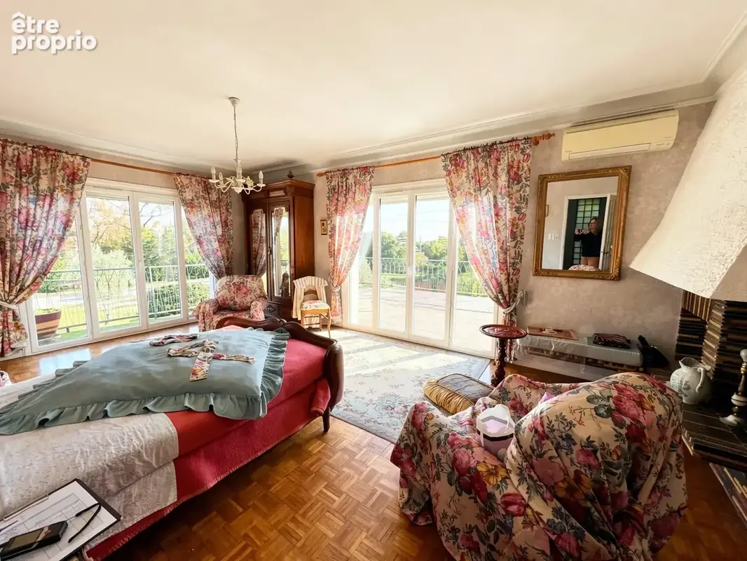 Maison familiale T6 de 205 m2 avec grand jardin - photo 7
