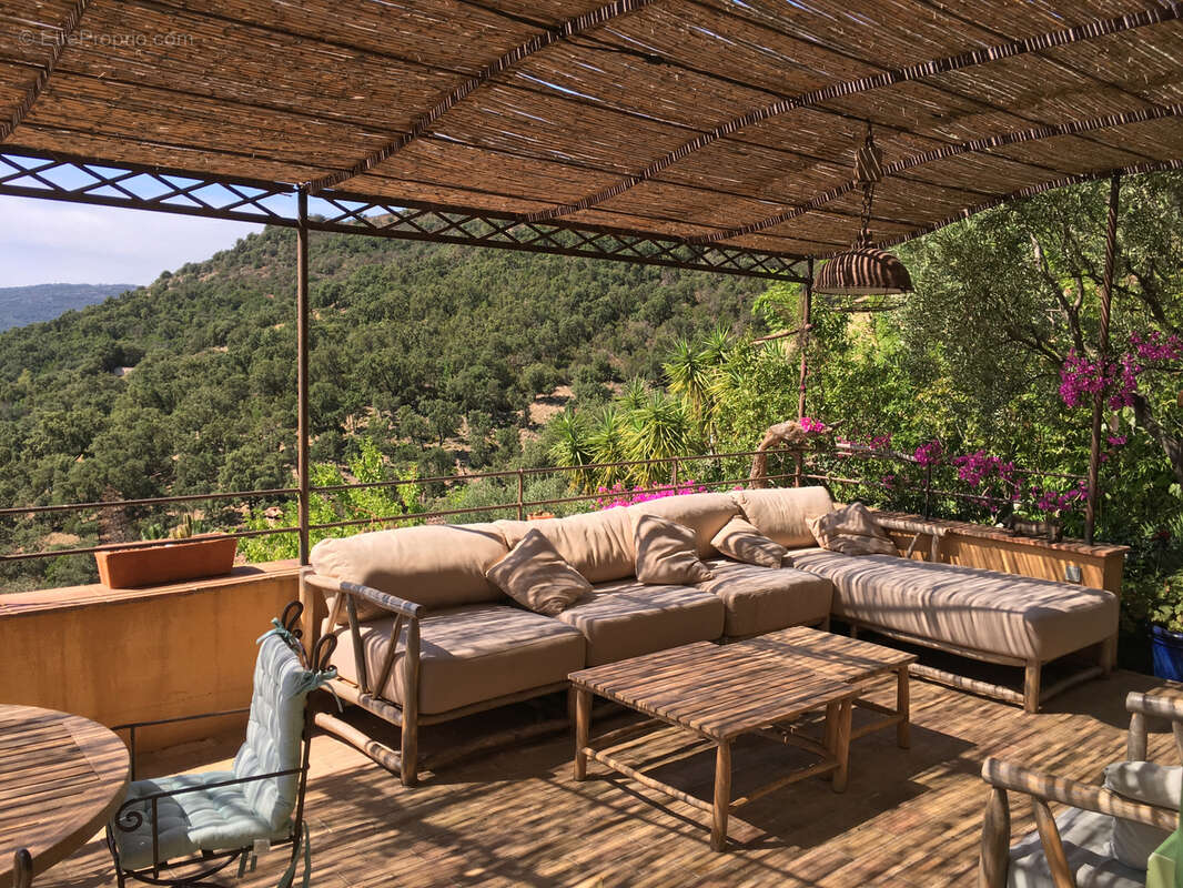 Maison à PLAN-DE-LA-TOUR