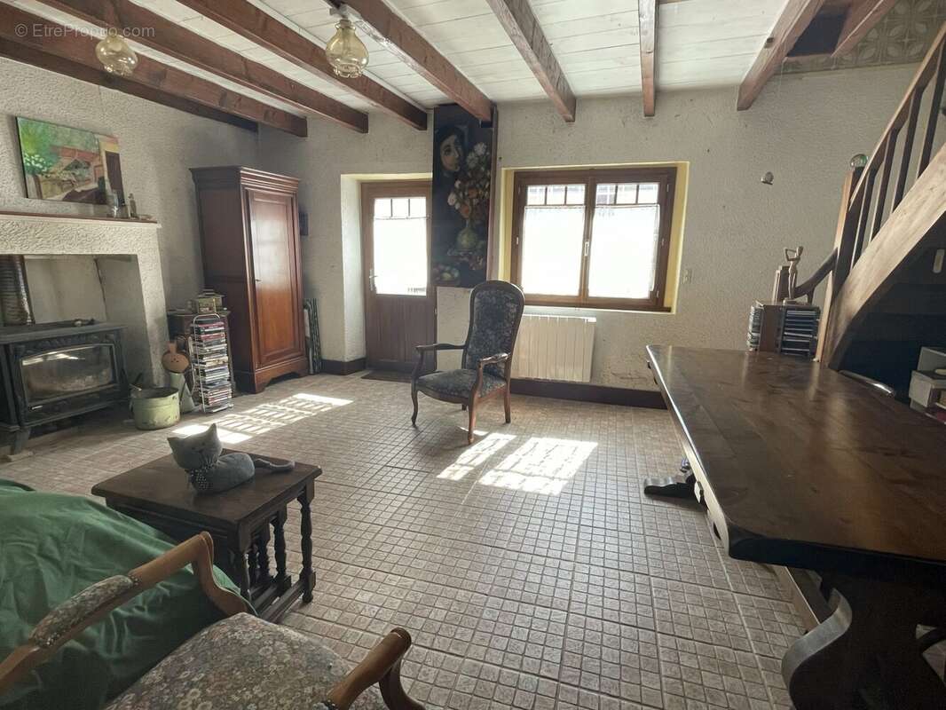 Maison à BELLEFONDS