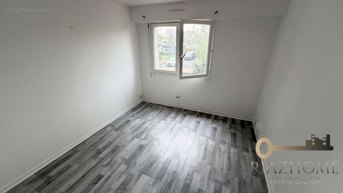 Appartement à LE BOURGET