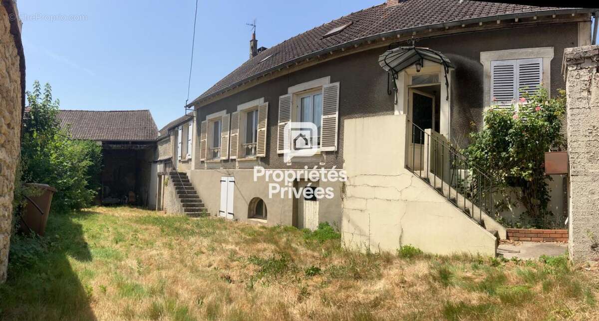 Septeuil centre, gros potentiel ! - photo 15