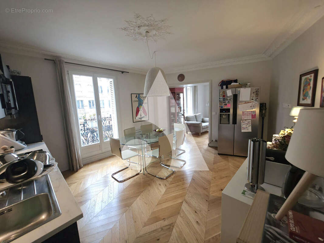 Appartement à PARIS-4E