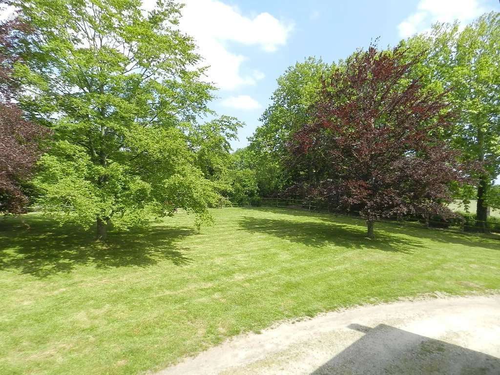 Maison à SAINT-PIERRE-SUR-DIVES