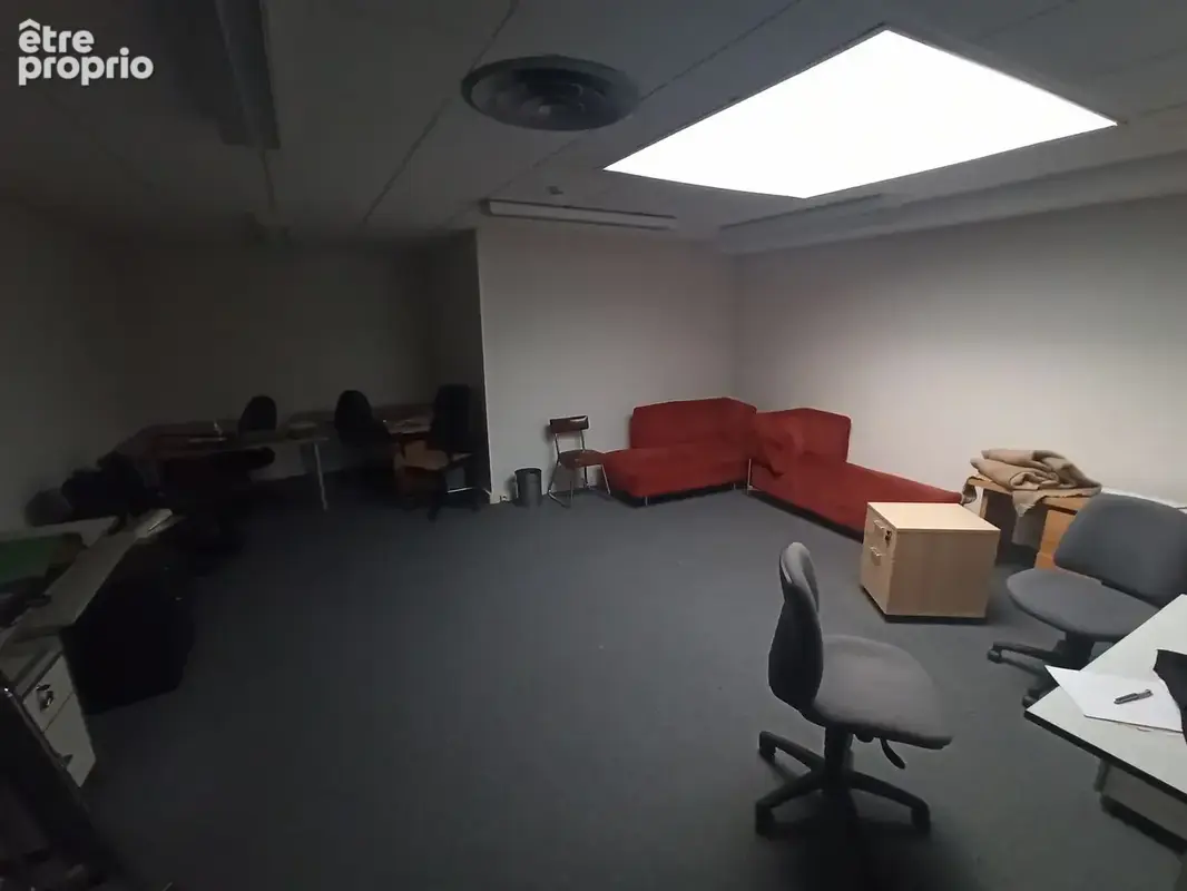 St junien / rochechouart - vente 1.300m2 locaux entreprise - photo 5