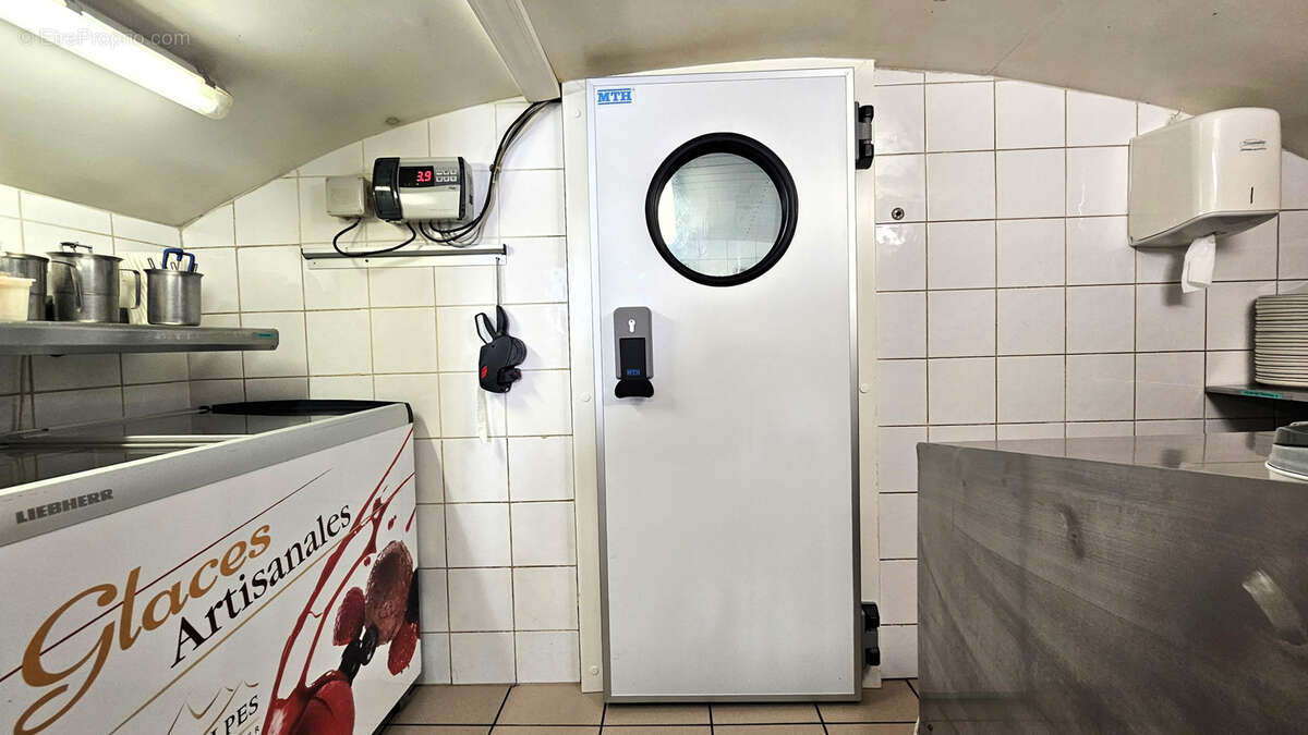 Commerce à LANCRANS