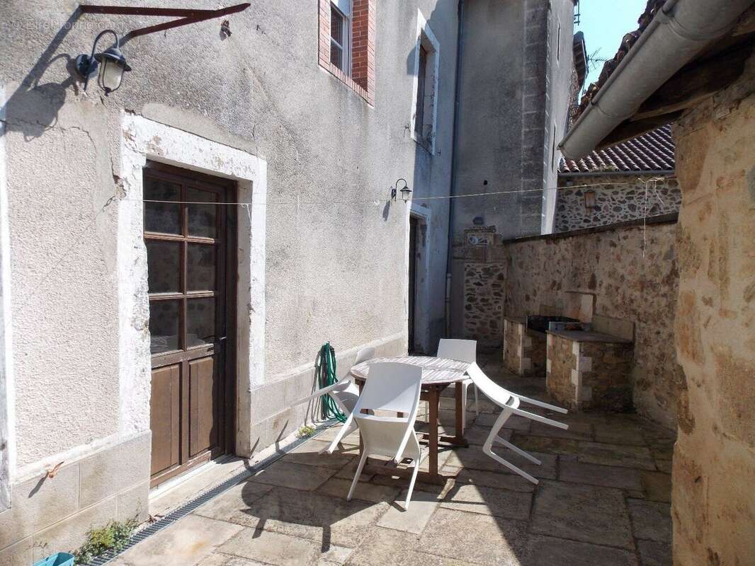 Maison à ROCHECHOUART