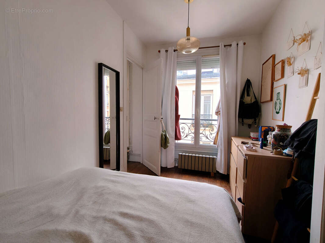 Appartement à PARIS-11E