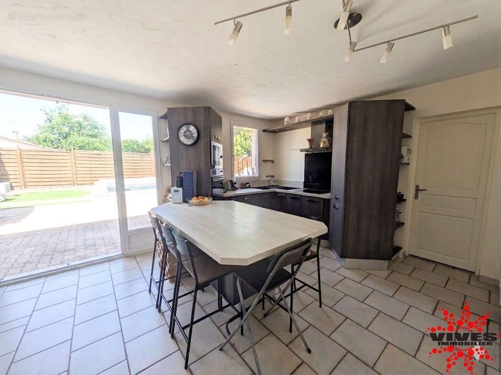 Maison 165 m² à Beziers  - photo 7