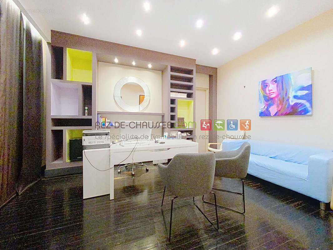 Commerce à PARIS-16E