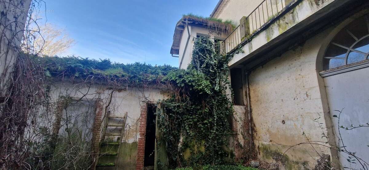 Immeuble à restaurer, à vendre, CAZAUBON (32) - photo 12