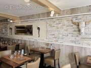 Commerce à SAINTES-MARIES-DE-LA-MER