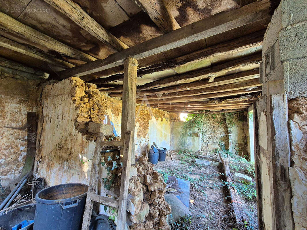 Maison à CURZAY-SUR-VONNE