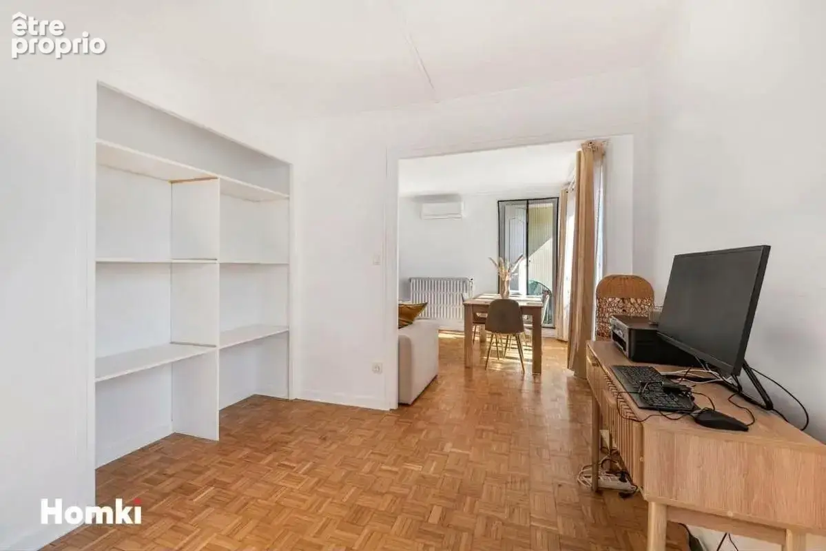 Appartement T4 de 73 m² à Vaulx-en-Velin 69120, Rue de l'Égalité - photo 4