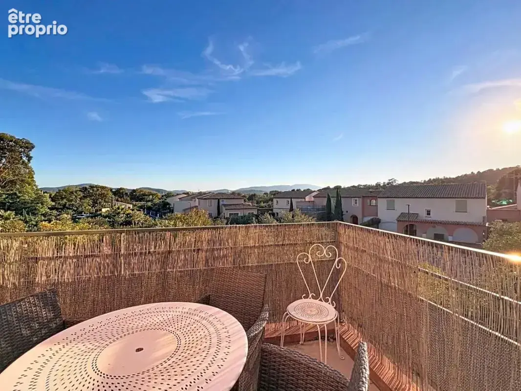 Référence : 7405-les - appartement de standing clé en main à 100m des plages à grimaud - photo 2