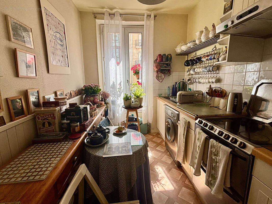 Appartement à ISSY-LES-MOULINEAUX