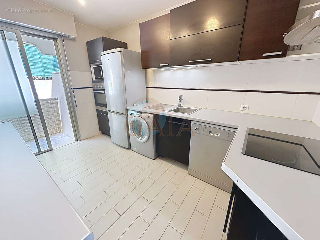 Appartement à LE CANNET