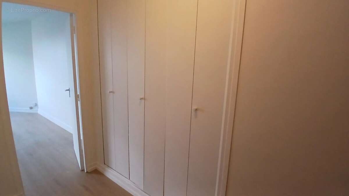 Appartement à PARIS-19E
