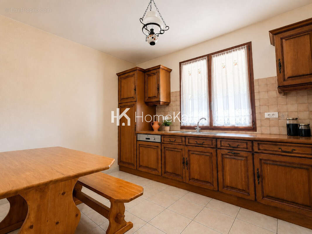 Maison 171 m² à Lagardelle-Sur-Leze  - photo 4