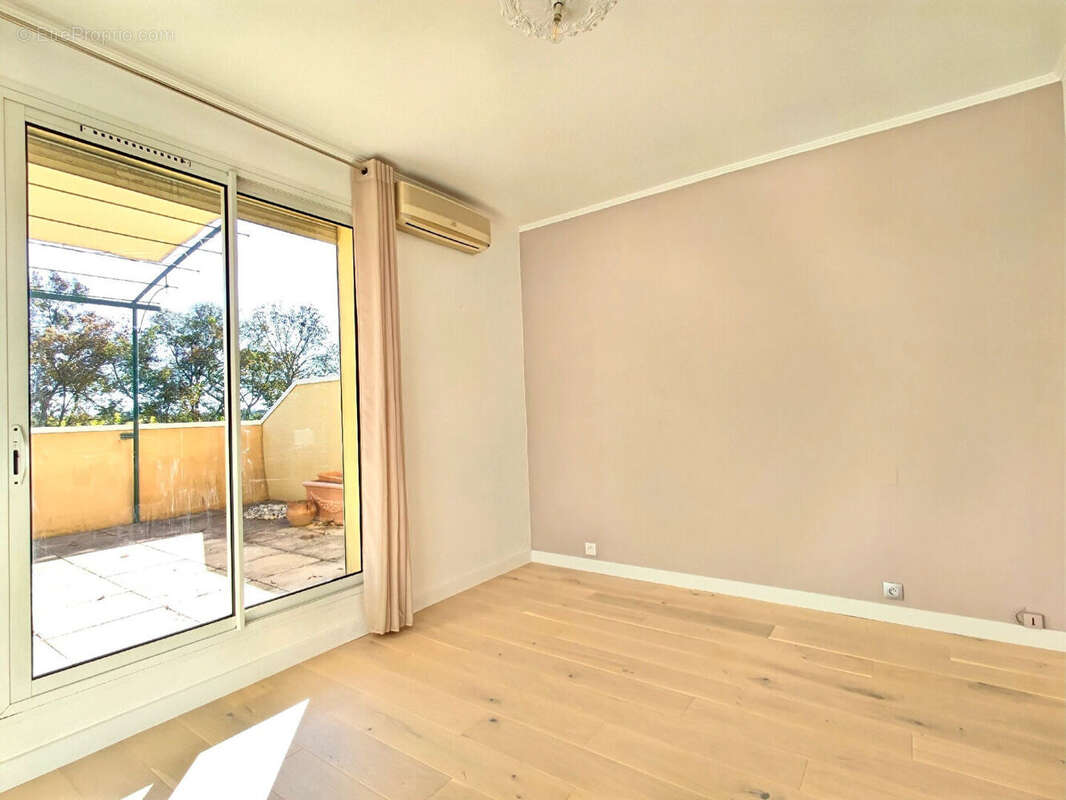 Appartement à LE PONTET