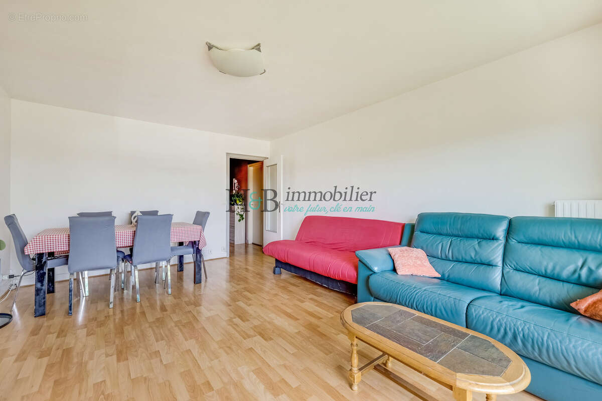 Appartement à ROSNY-SOUS-BOIS
