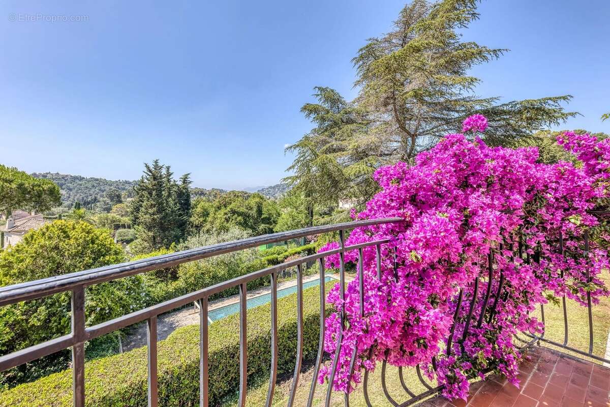 Maison à MOUGINS