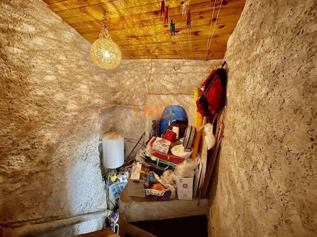 Maison à MAGALAS