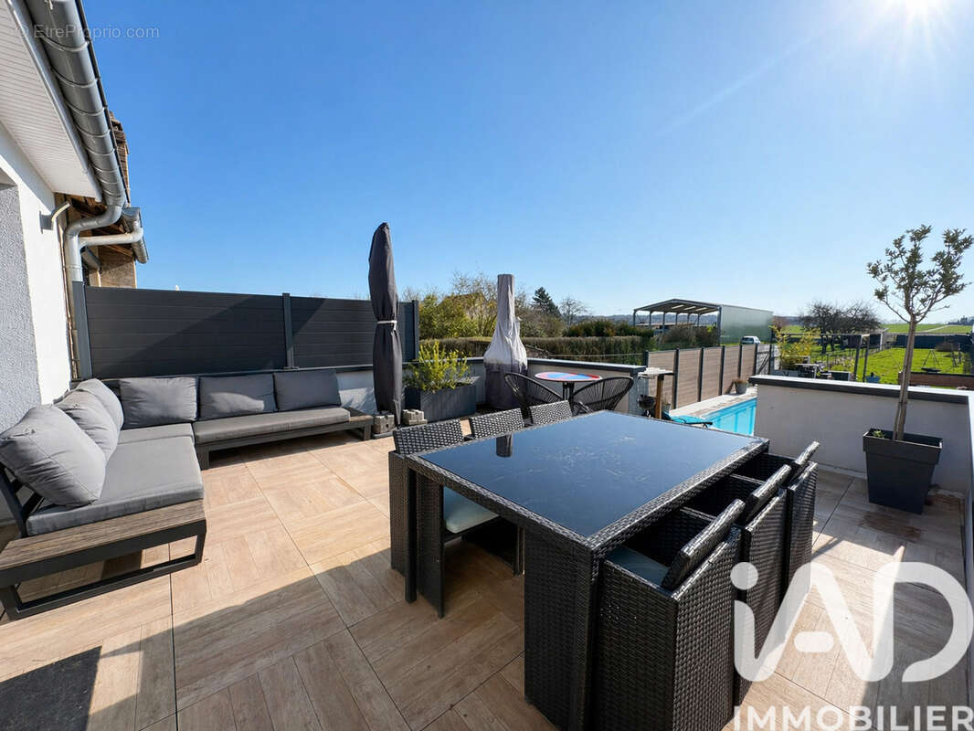 Maison 250 m² à Havange  - photo 8