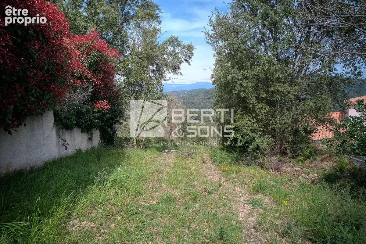 Mandelieu à 15 mn - domaine de séguret  exclusivité rare opportunité foncière 3 940 m² vue mer - 360 m² constructibles  pour une - photo 7