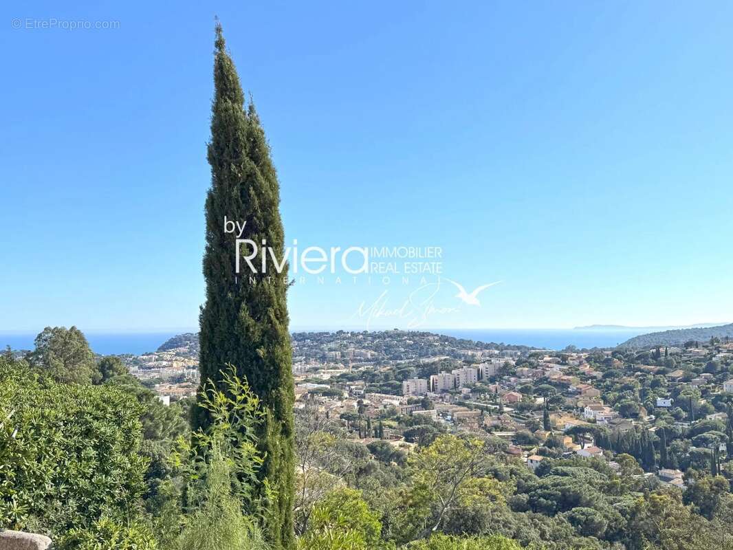 Maison à CAVALAIRE-SUR-MER