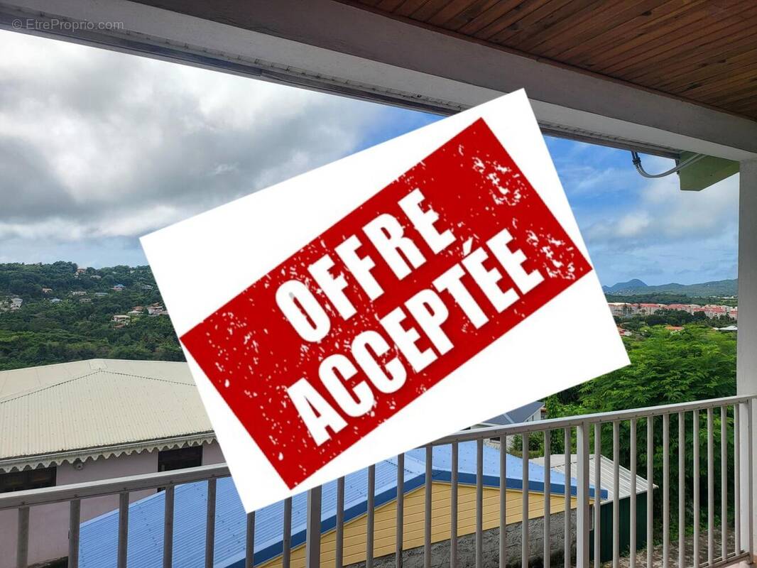 Photo 1 - Appartement à RIVIERE-SALEE